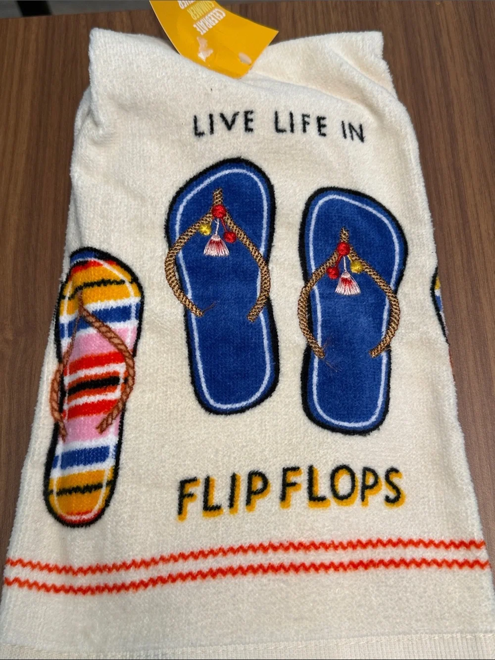 NWT Kohl's Live Life In Flip Flops Summer Kitchen Towels Set of 2